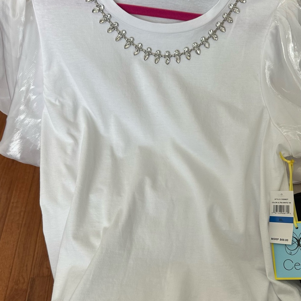 CeCe White Embellished Short Sleeve T-Shirt - Picture 3 of 3